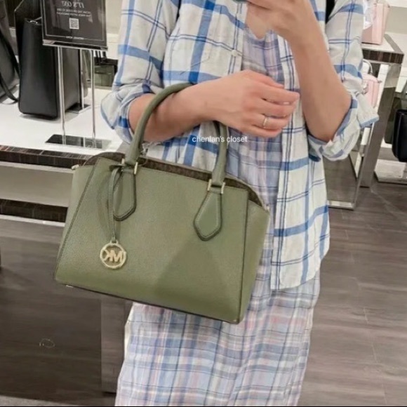 🍀NeW! Michael Kors Daria LG Satchel - Picture 9 of 9